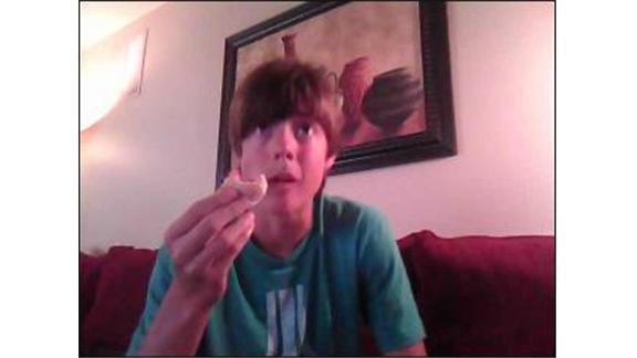 Fastest Time To Eat Two Hot Dogs