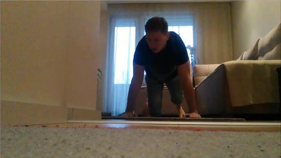 Most Clap Push-Ups In One Minute