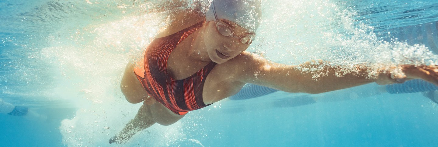 beneficios-de-la-natacion-en-la-salud.jpeg