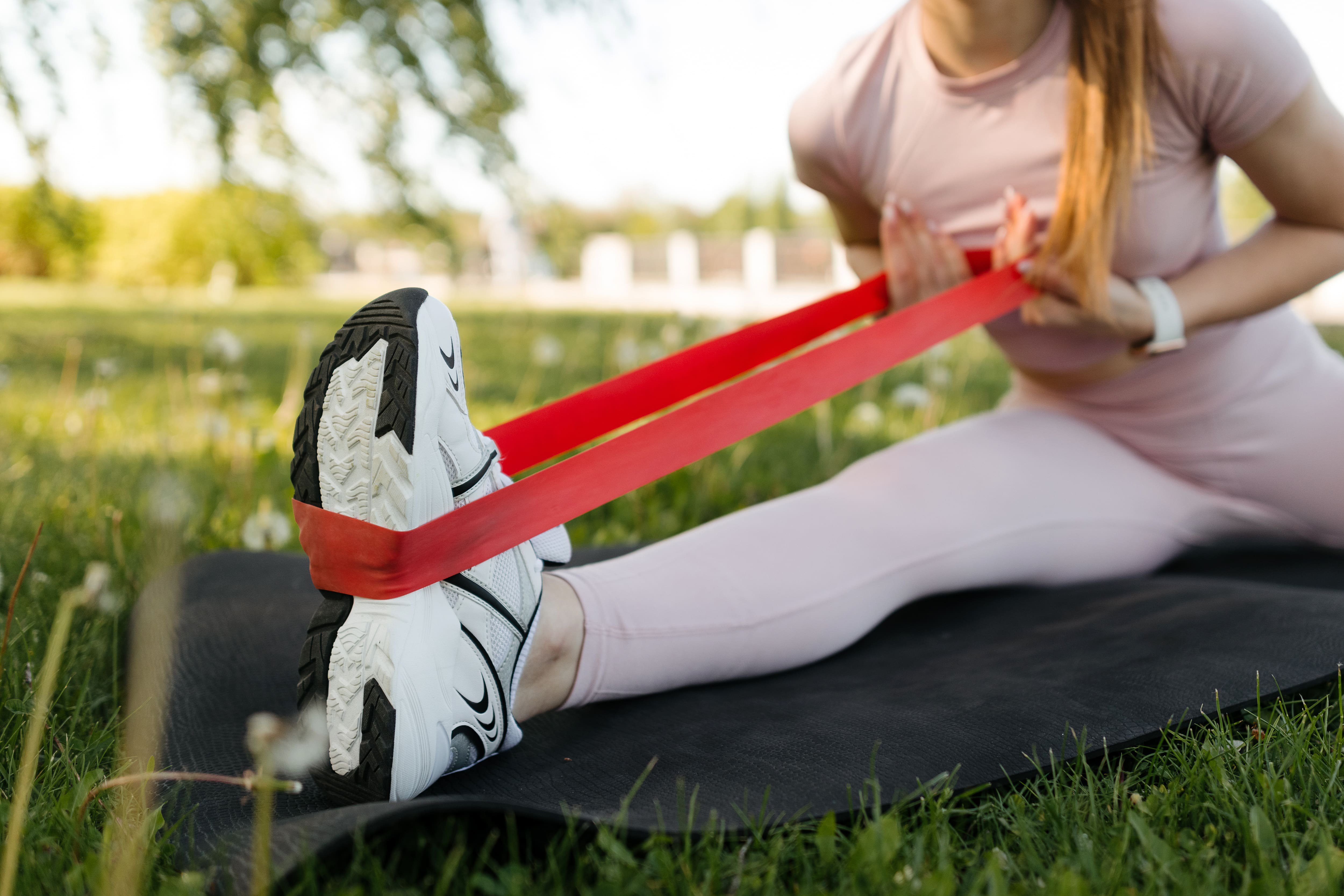 Tablas de ejercicios con gomas elásticas 【En PDF】