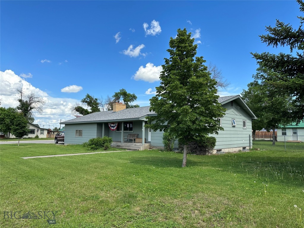 615 E 4th. MLS# 380027. Ruthie Johnson Real Estate - Big Timber Real Estate
