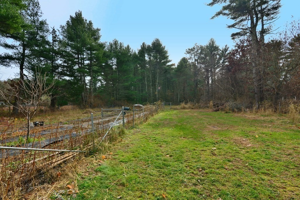 House 1958591472