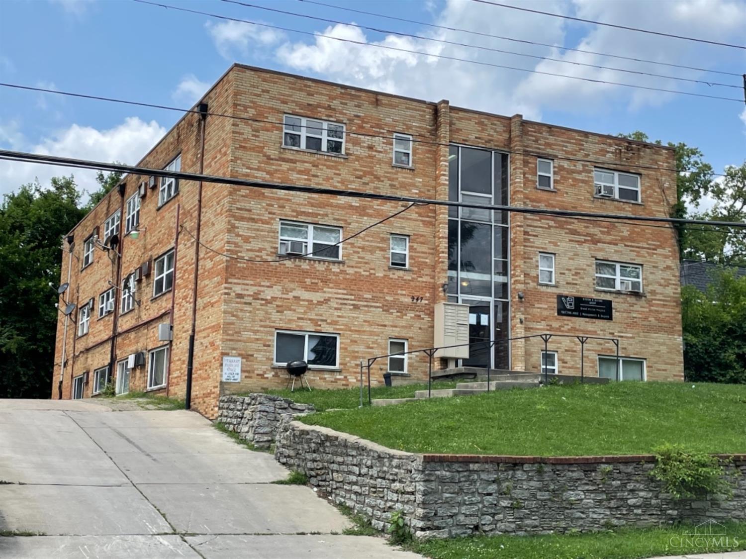 947 Grand Ave 941, 1794328, Cincinnati, Multi-Unit Residential,  for sale, Lori  Newsom, Plum Tree Realty