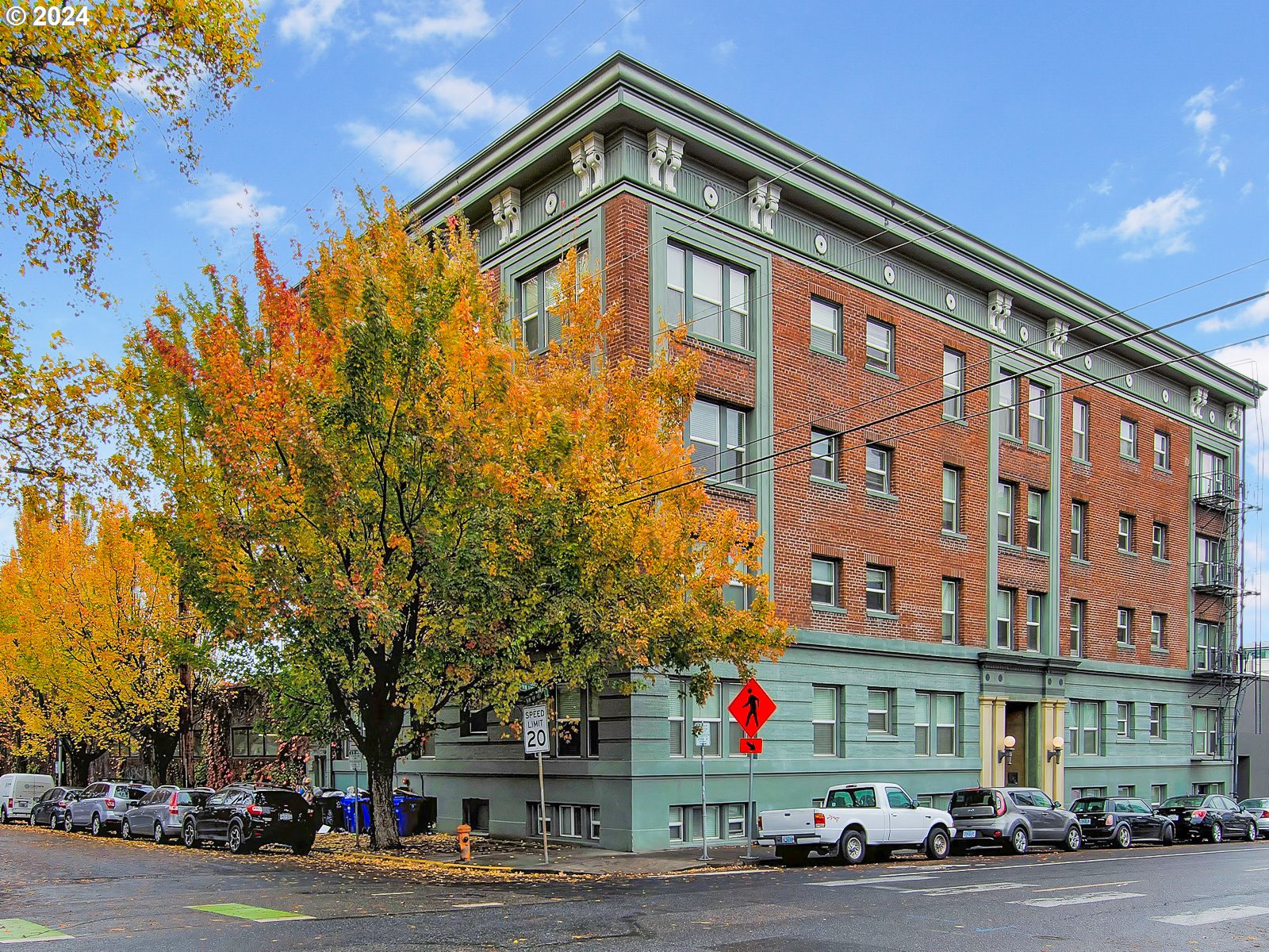 1631 NW EVERETT ST APT 100 Portland Oregon United States, for Sale, residential, Demo Agent, InCom Real Estate - New Demo Office