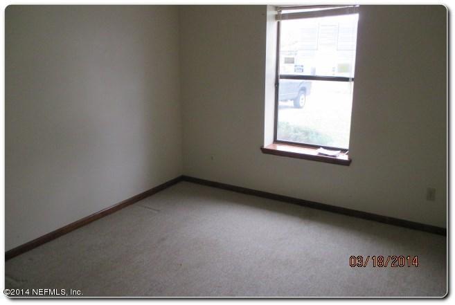 House 1992330493