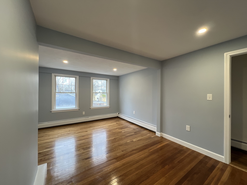 House 2060285254