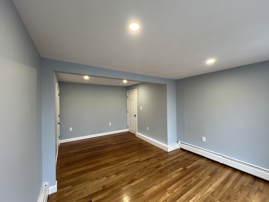House 2060285261