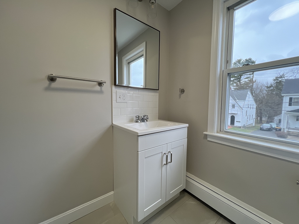 House 2060285275