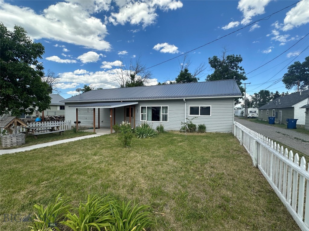 305 Everett Big Timber Montana United States, Sold, residential,  , Ruthie Johnson Real Estate