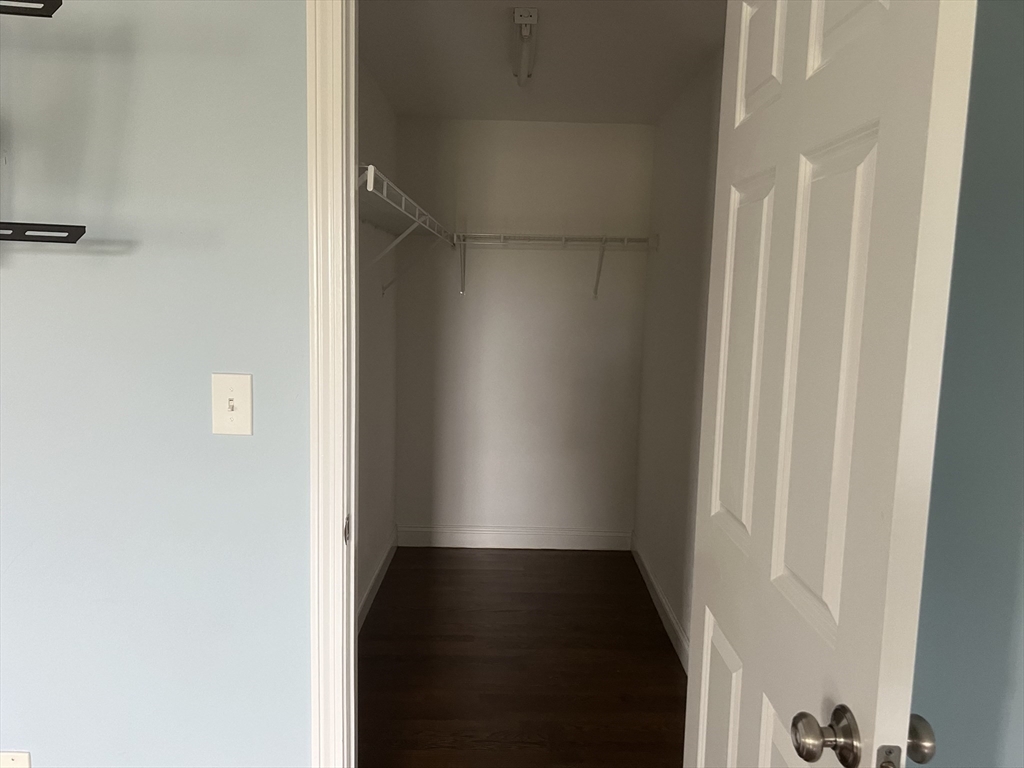 House 2168556690