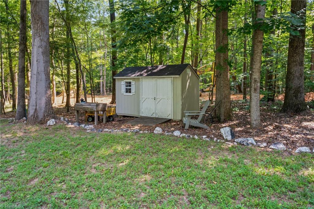House 2172409705