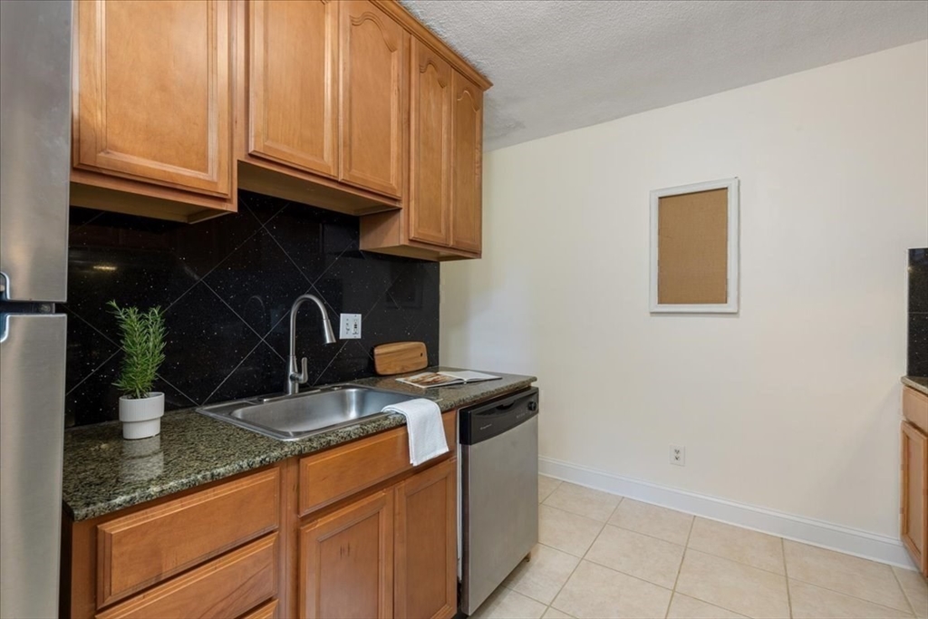 House 2272029617