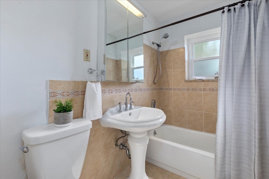 House 2272029666