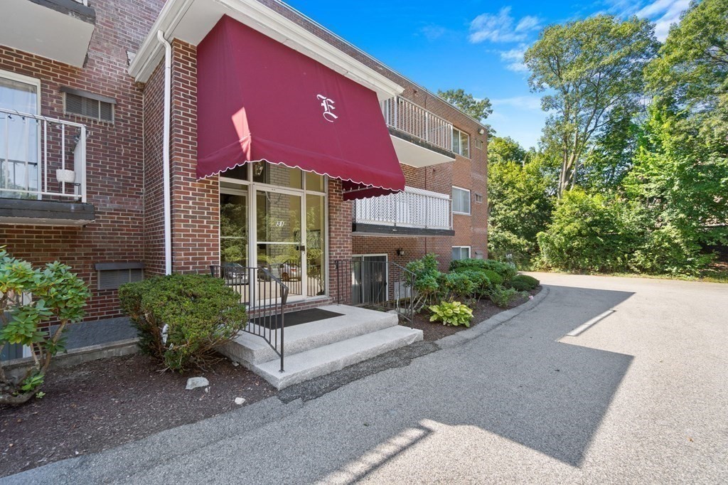 31 Hamlin Ln UNIT A24 Needham Massachusetts United States, Sold, residential, , Tullish & Clancy Real Estate