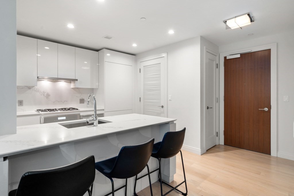 House 2345296552