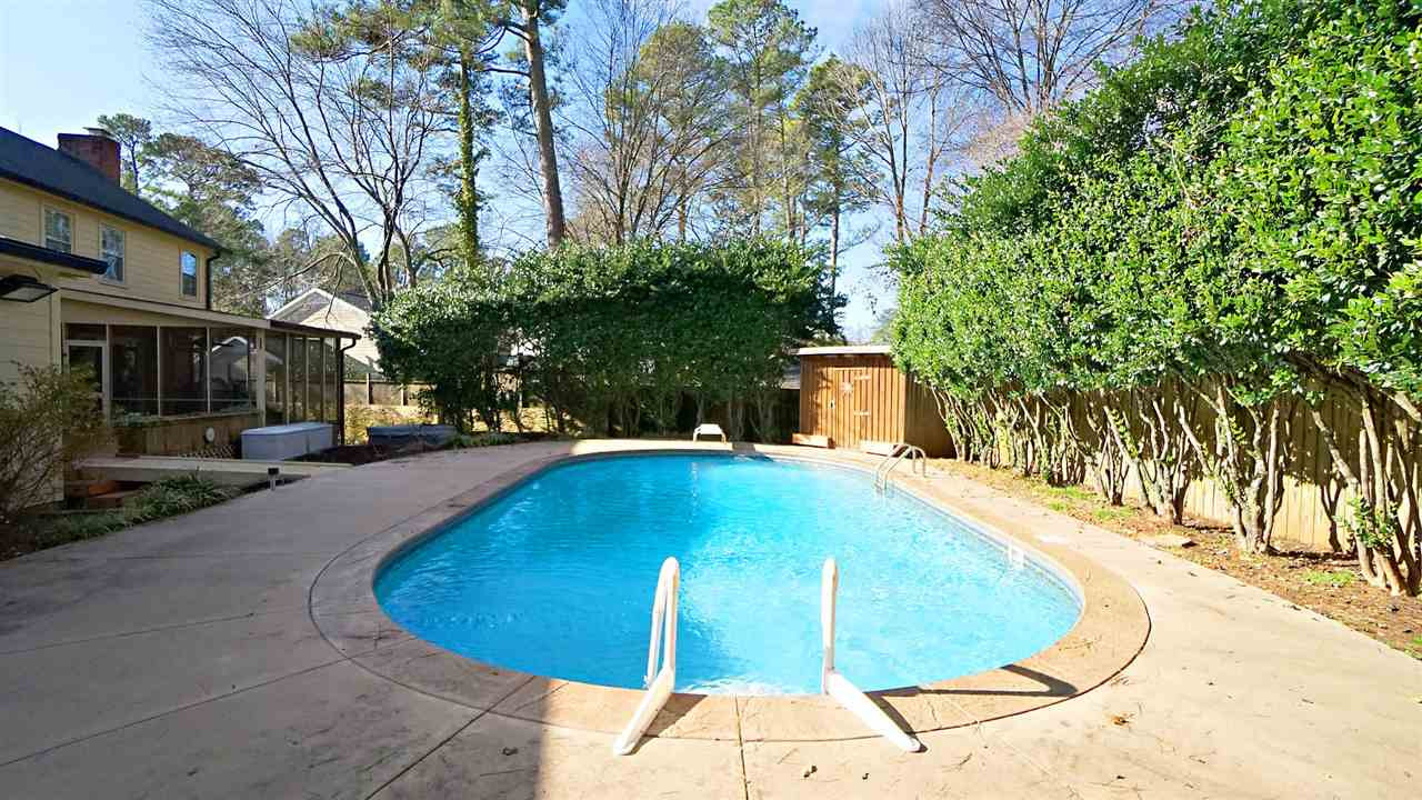 House 2409067234