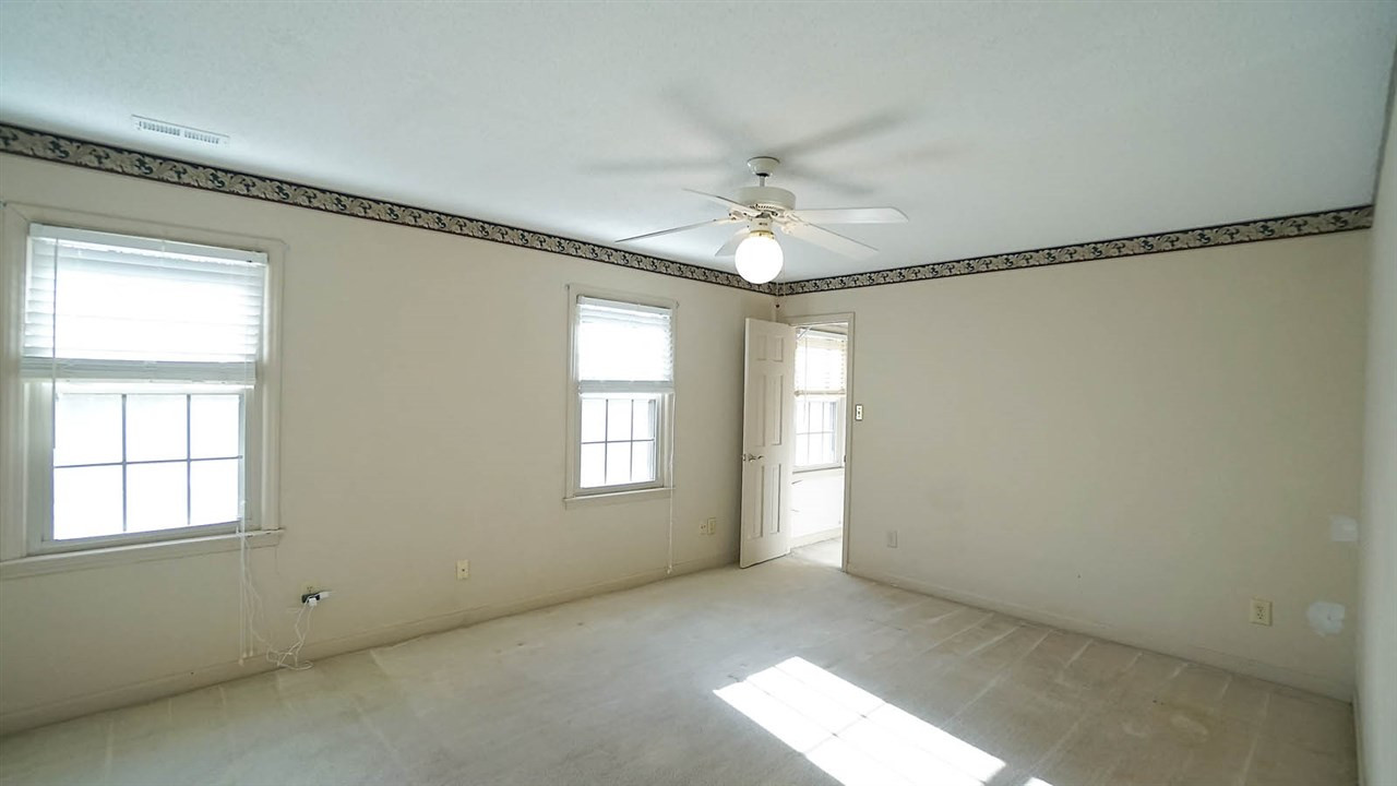 House 2409067389