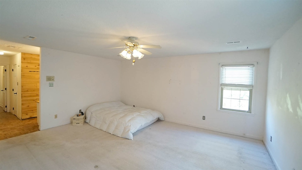 House 2409067397
