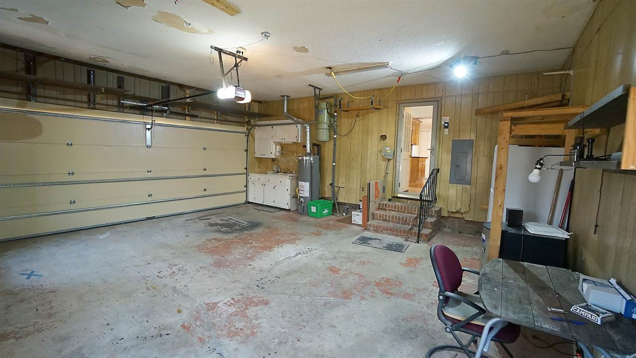 House 2409067446