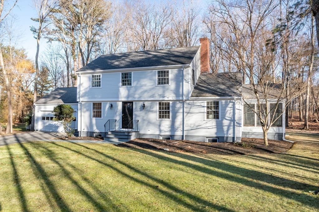 81 Glen St Dover Massachusetts United States, Sold, residential, Danielle Comella, Douglas Elliman Real Estate