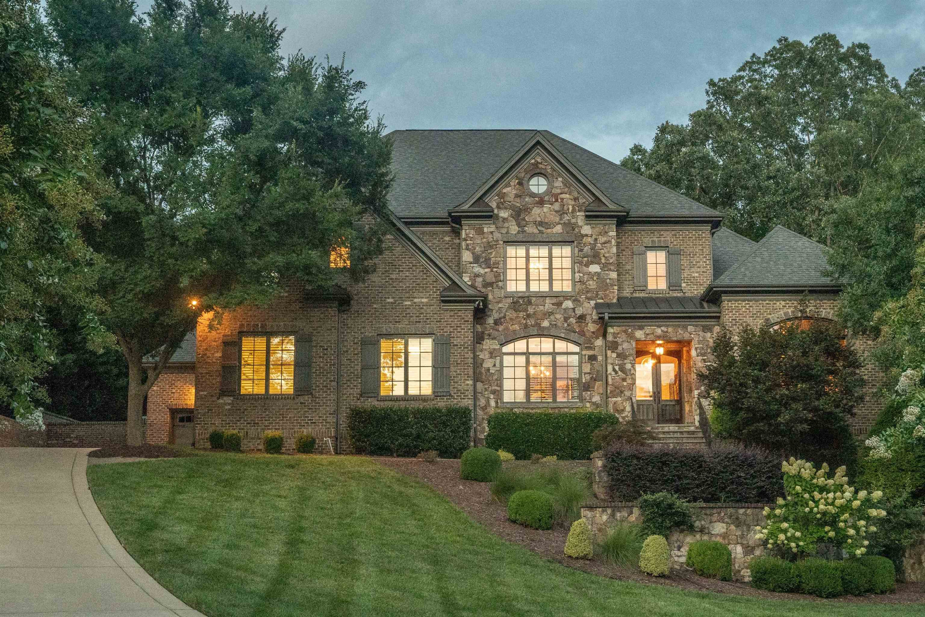 House 2434837519