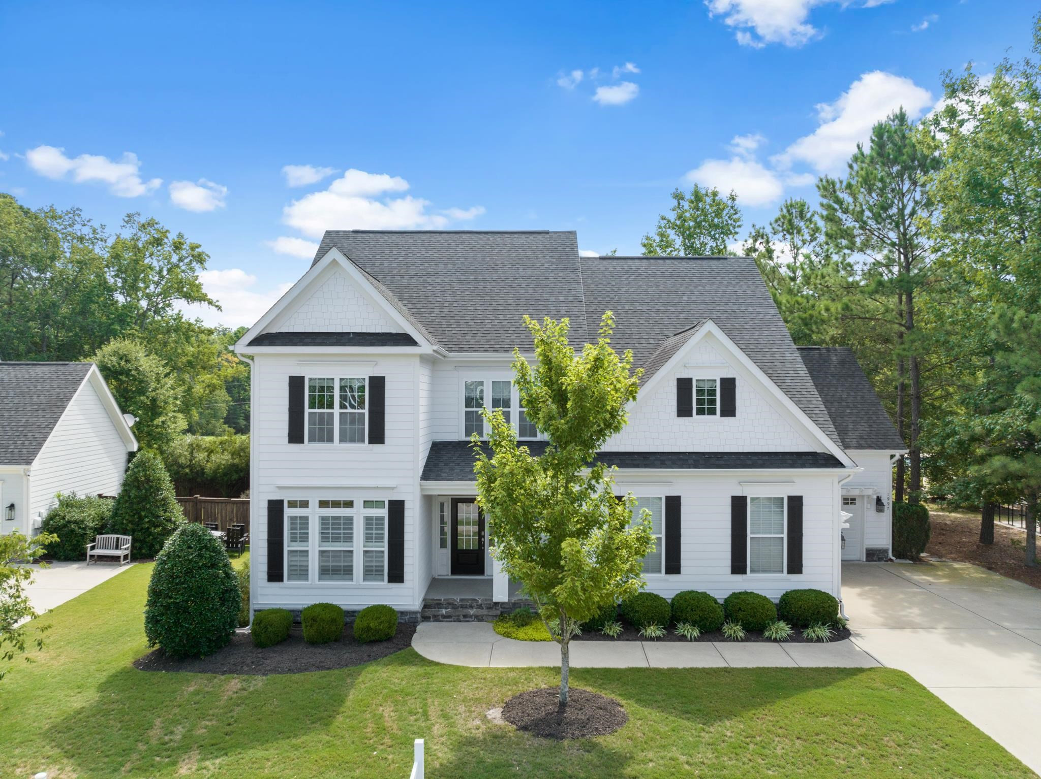 House 2434840173