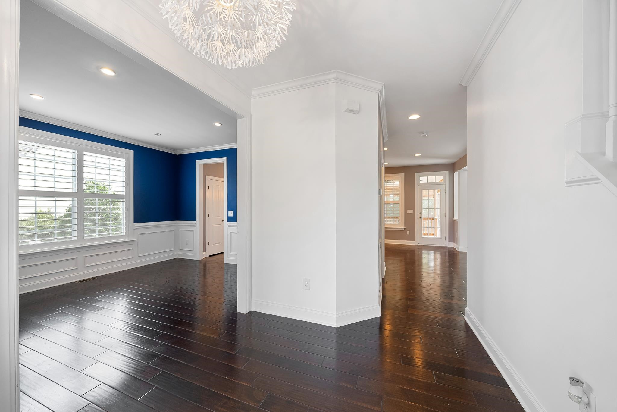 House 2434840199
