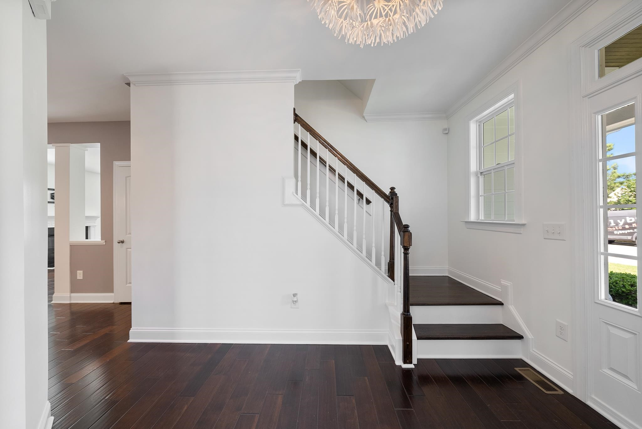 House 2434840206