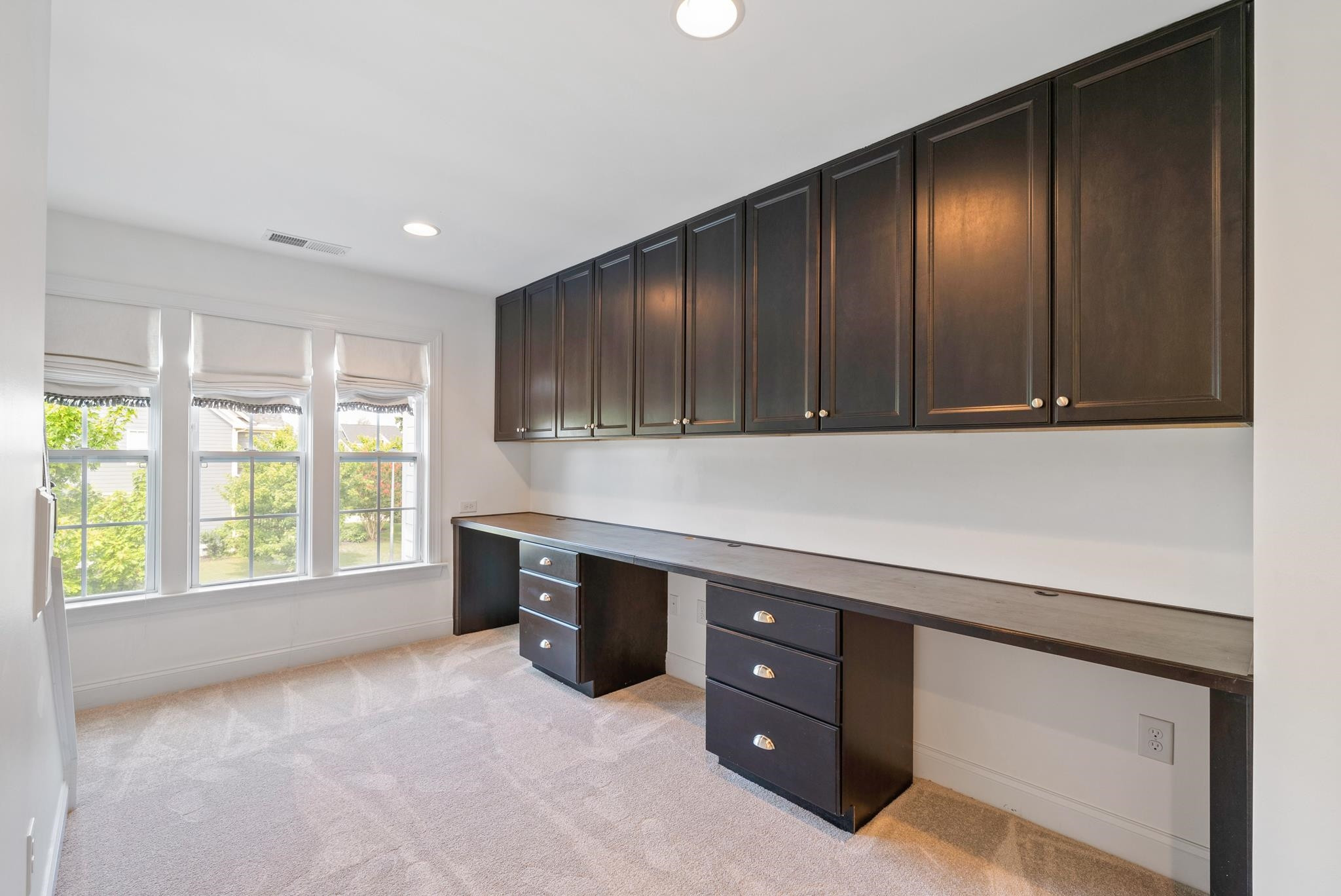 House 2434840298