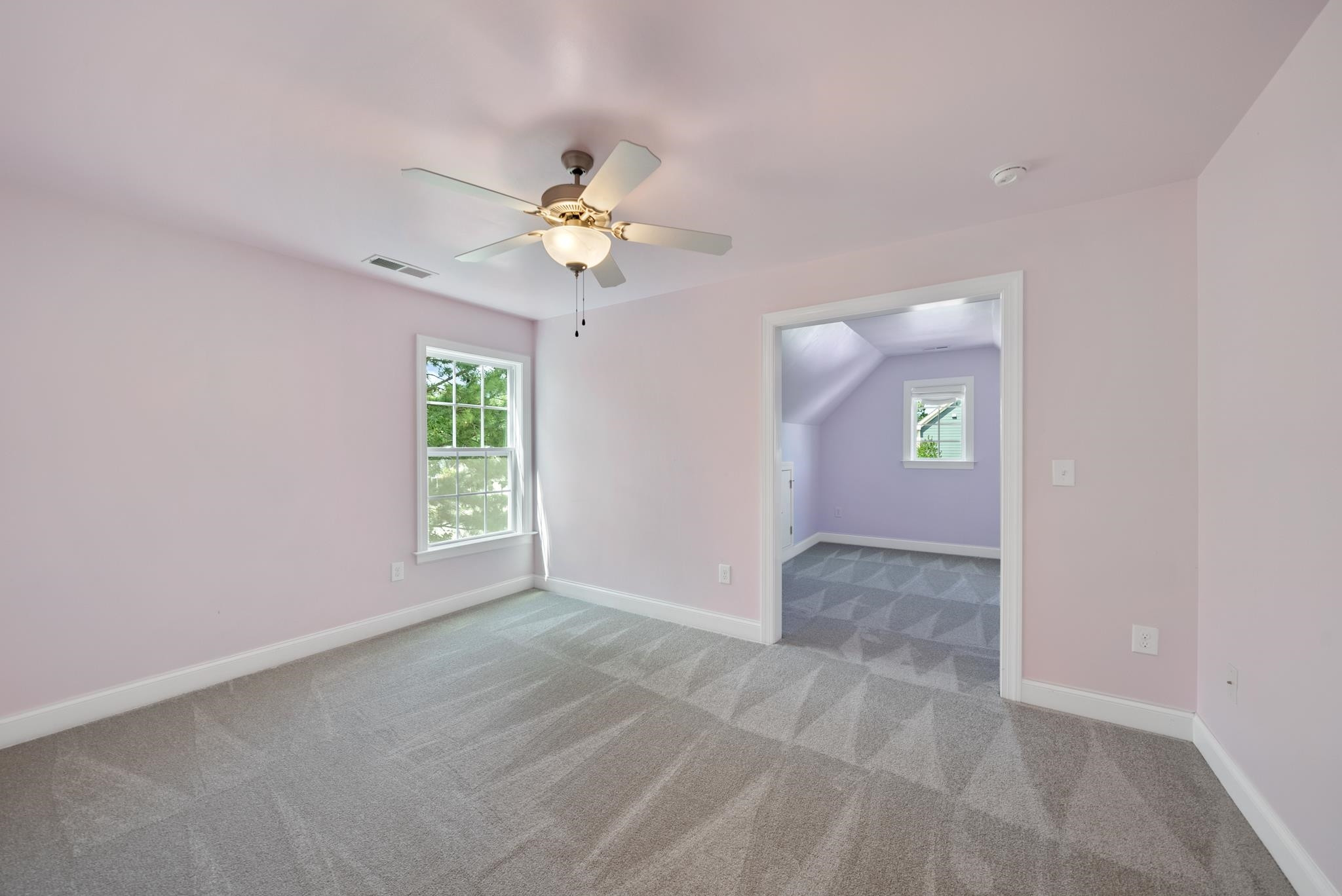 House 2434840325