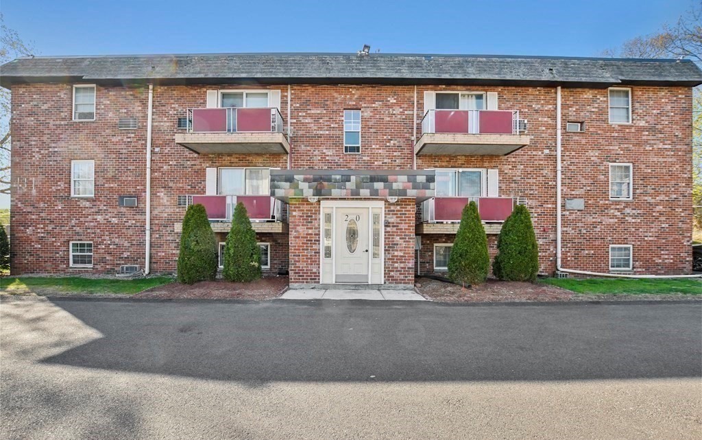 20 Skyline Dr UNIT 2 Braintree Massachusetts United States, Sold, residential, , Tullish & Clancy Real Estate