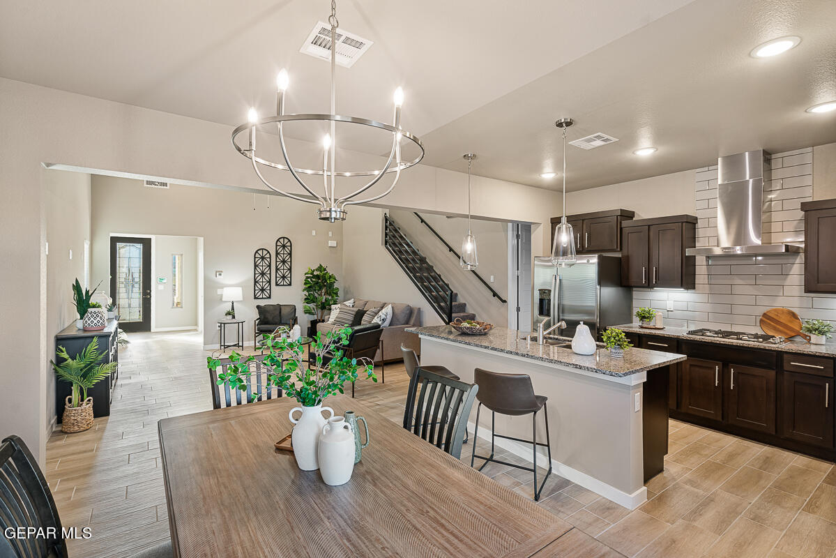 House 2499023520