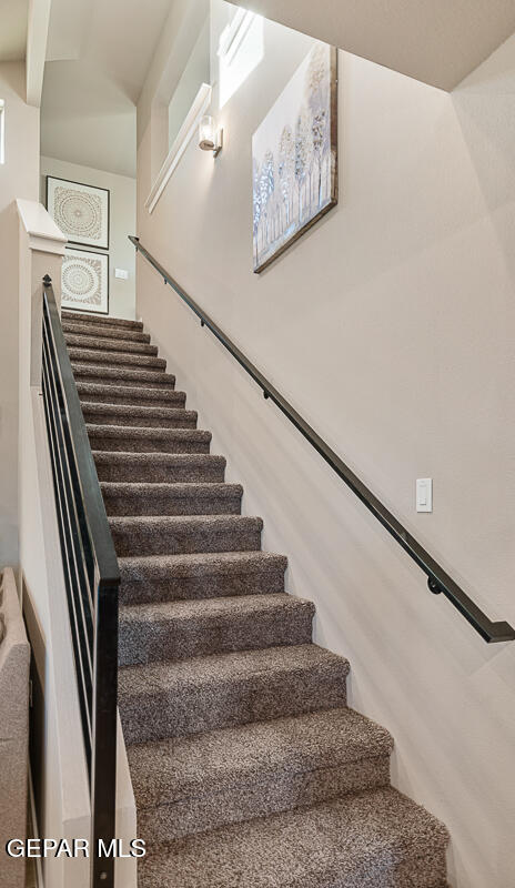 House 2499023793