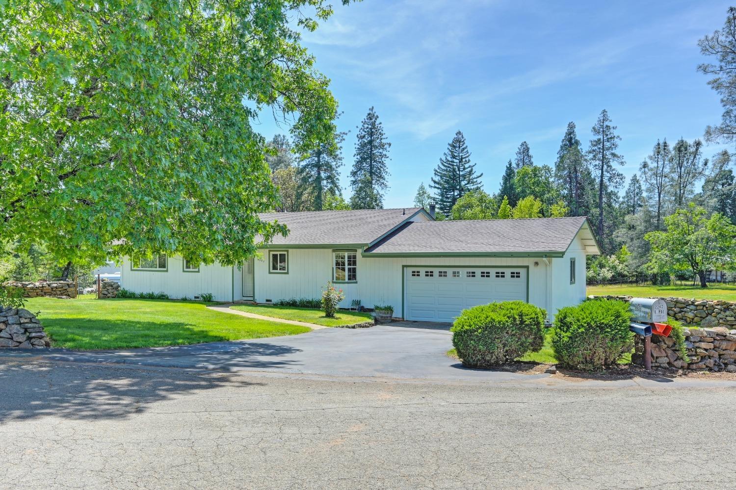 2242 Fruitridge Road, 225054187, Placerville, Single-Family Home, for sale Zeller Realty - Sierra Properties 2242 Fruitridge Road, 225054187, Placerville, Single-Family Home, for sale, Zeller Realty - Sierra Properties