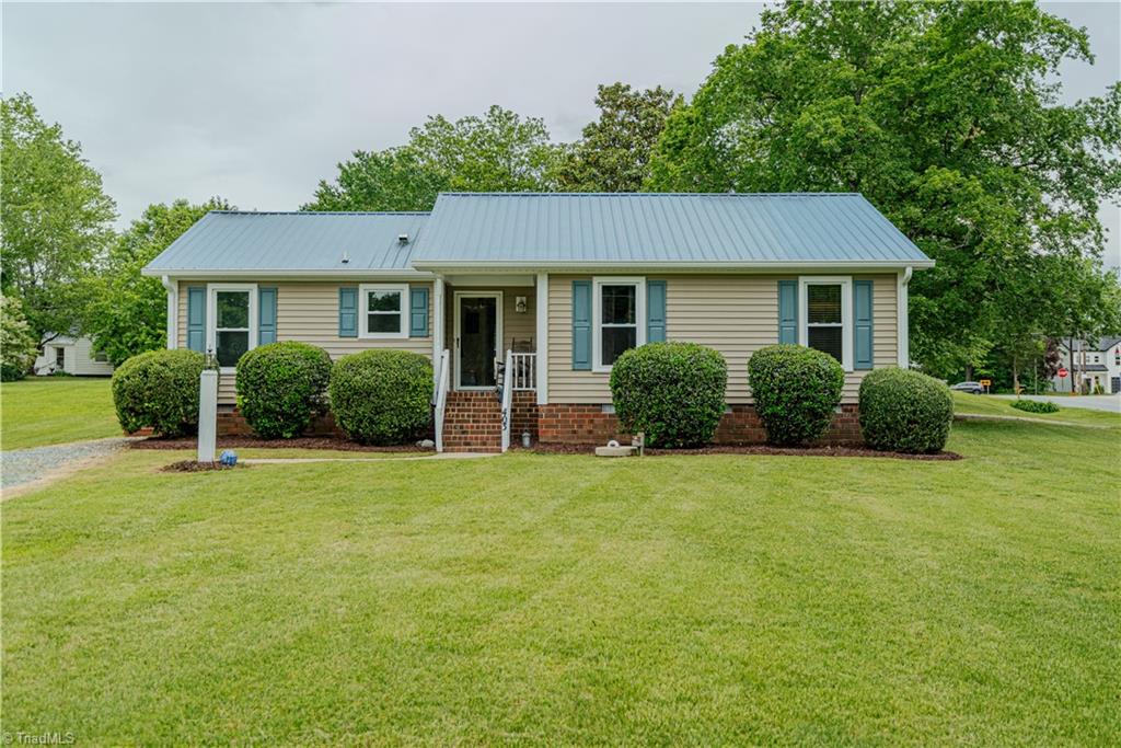 403 Rolling Road Haw River North Carolina United States, for Sale, residential,  , Let’s Move Realty