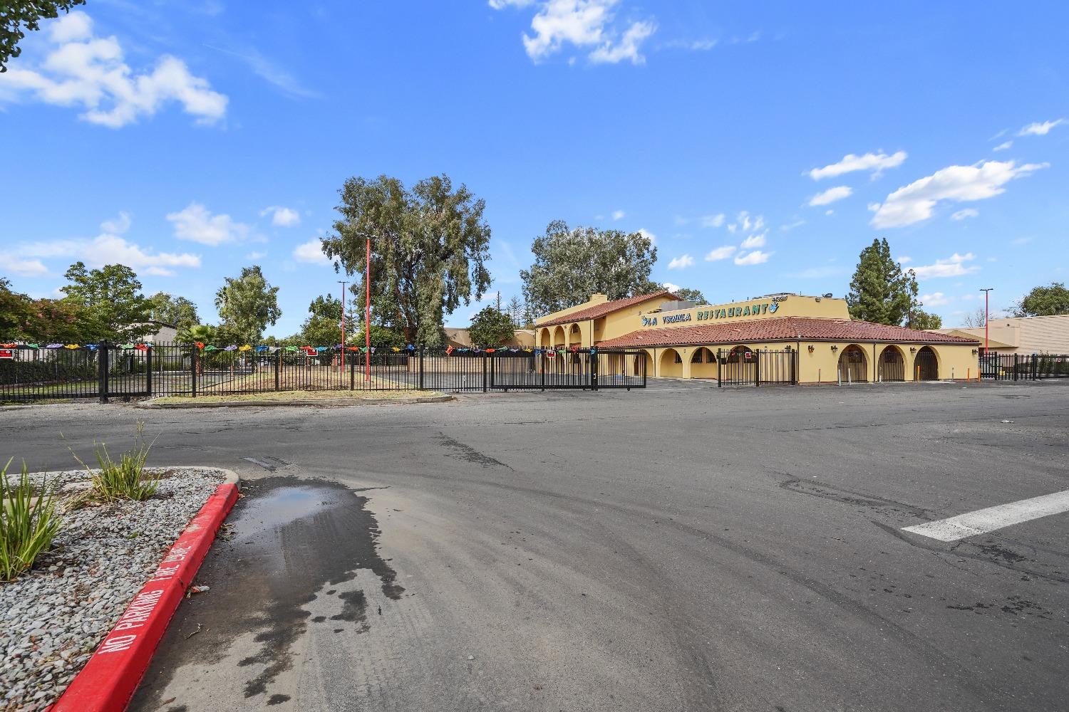 4439 Florin Road Sacramento California United States, for Sale, commercial,  , SacHomes Realty Group