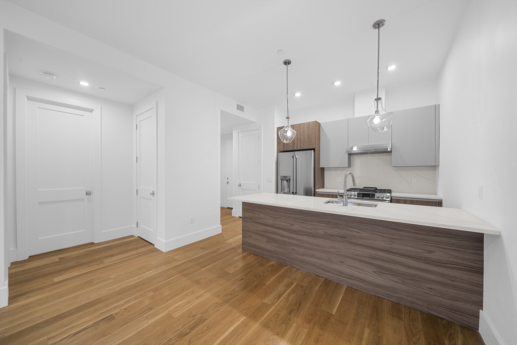 218-220 Old Colony Avenue  UNIT 304 Boston Massachusetts United States, for Rent, residential,  , The Edwards Realty Team - Barett Sotheby's International Realty