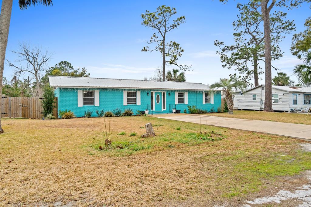328 Ave C Port St. Joe Florida United States, for Sale, residential, Kimberly  Bell, Bay View Realty Group LLC
