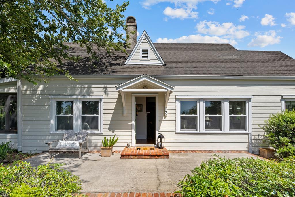 145 Bay Ave Apalachicola Florida United States, for Sale, residential, Deb Robertson, The Naumann Group Real Estate, Inc.