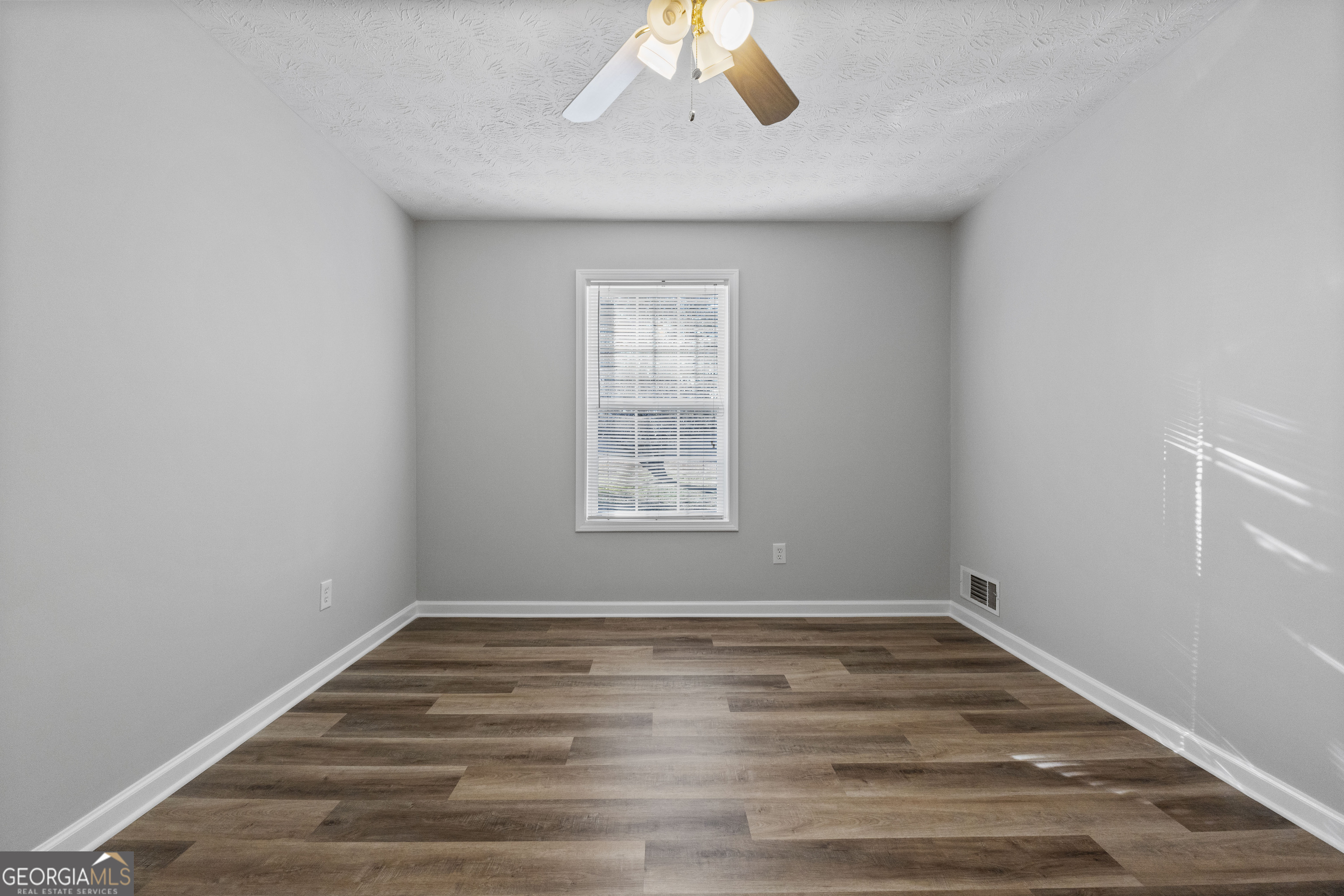 House 2679152138
