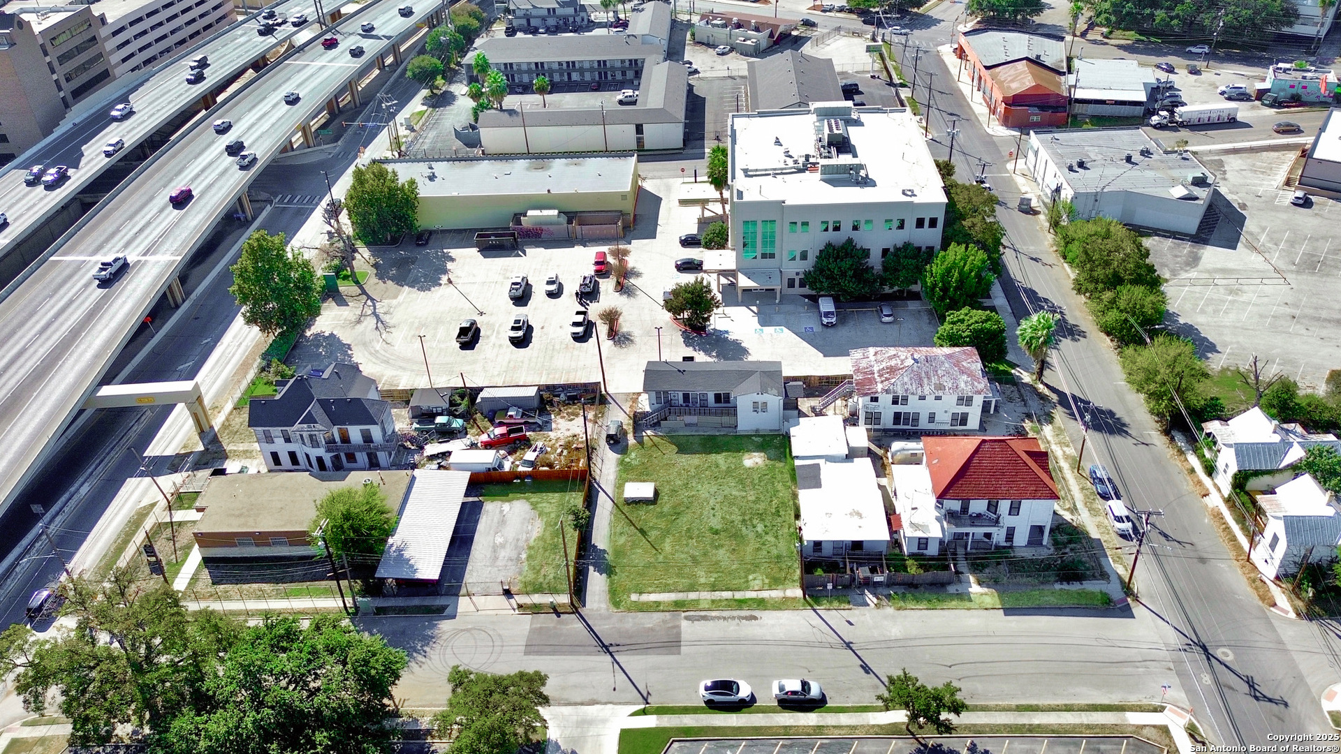 715 Baltimore San Antonio Texas United States, for Sale, commercial, Alec Amador, Winners Circle Real Estate