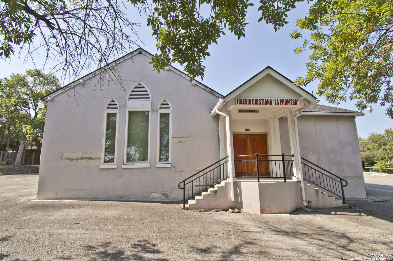 2706 E Commerce San Antonio Texas United States, for Sale, commercial, Angelica Albanese Wilson, The Firm Real Estate Advisors