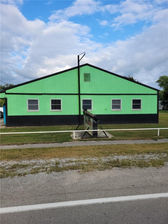 104 N Early Street Willow Hill Illinois United States, for Sale, commercial,  , Personal Service Realty