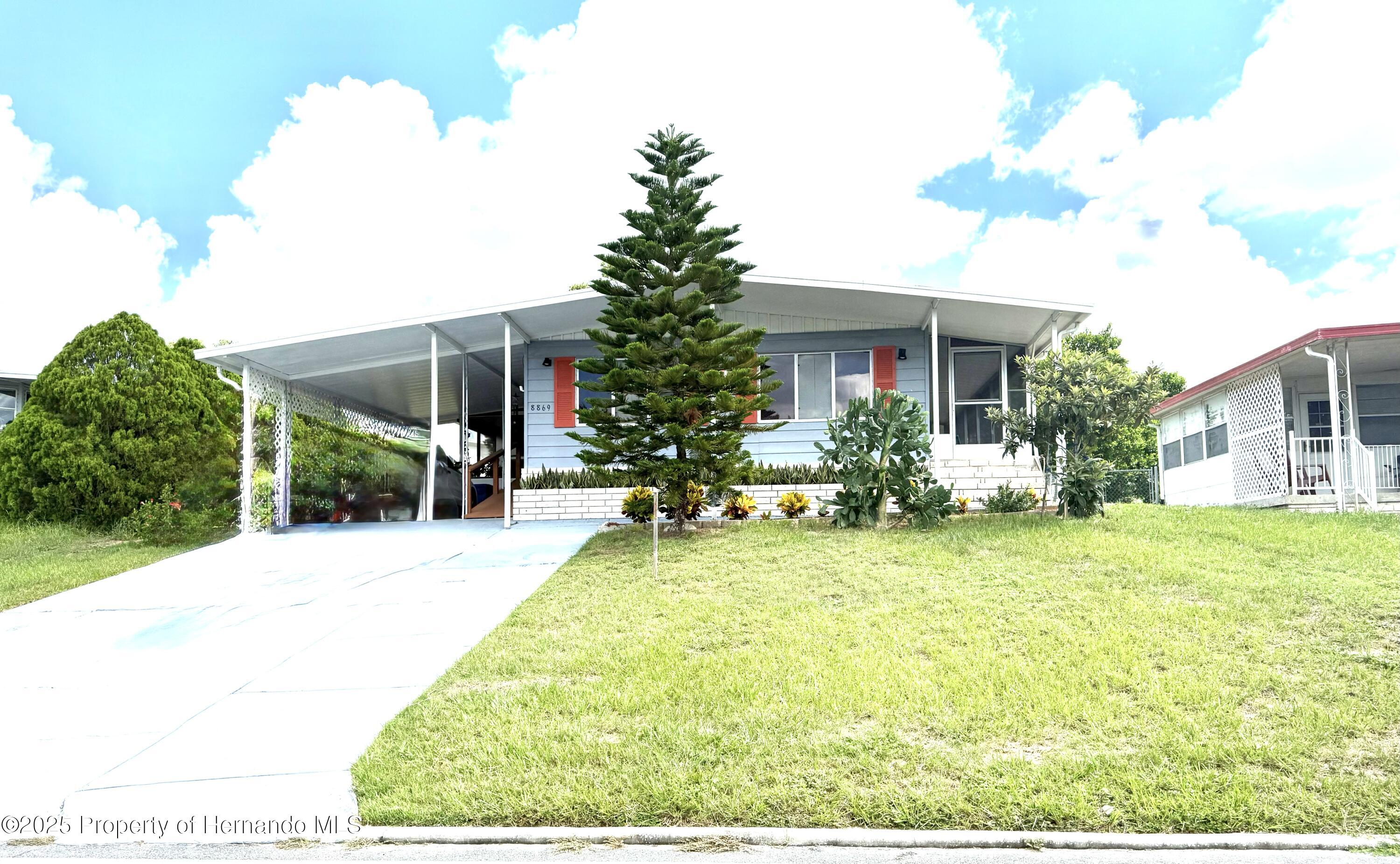 8869 Highpoint Avenue Brooksville Florida United States, for Sale, residential,  , Gold Star Realty Group Inc