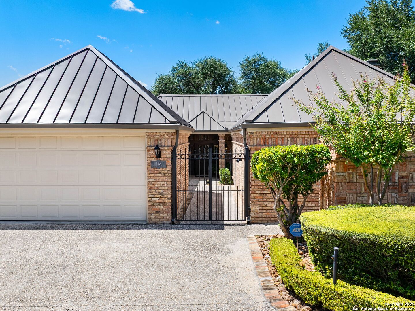 115 Westcourt Lane San Antonio Texas United States, for Sale, residential, Fred Davis, Davis Realty Group