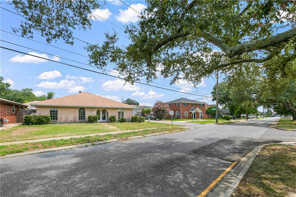 3901 TRANSCONTINENTAL Drive Metairie Louisiana United States, for Sale, residential,  , 1st BMG REALTY