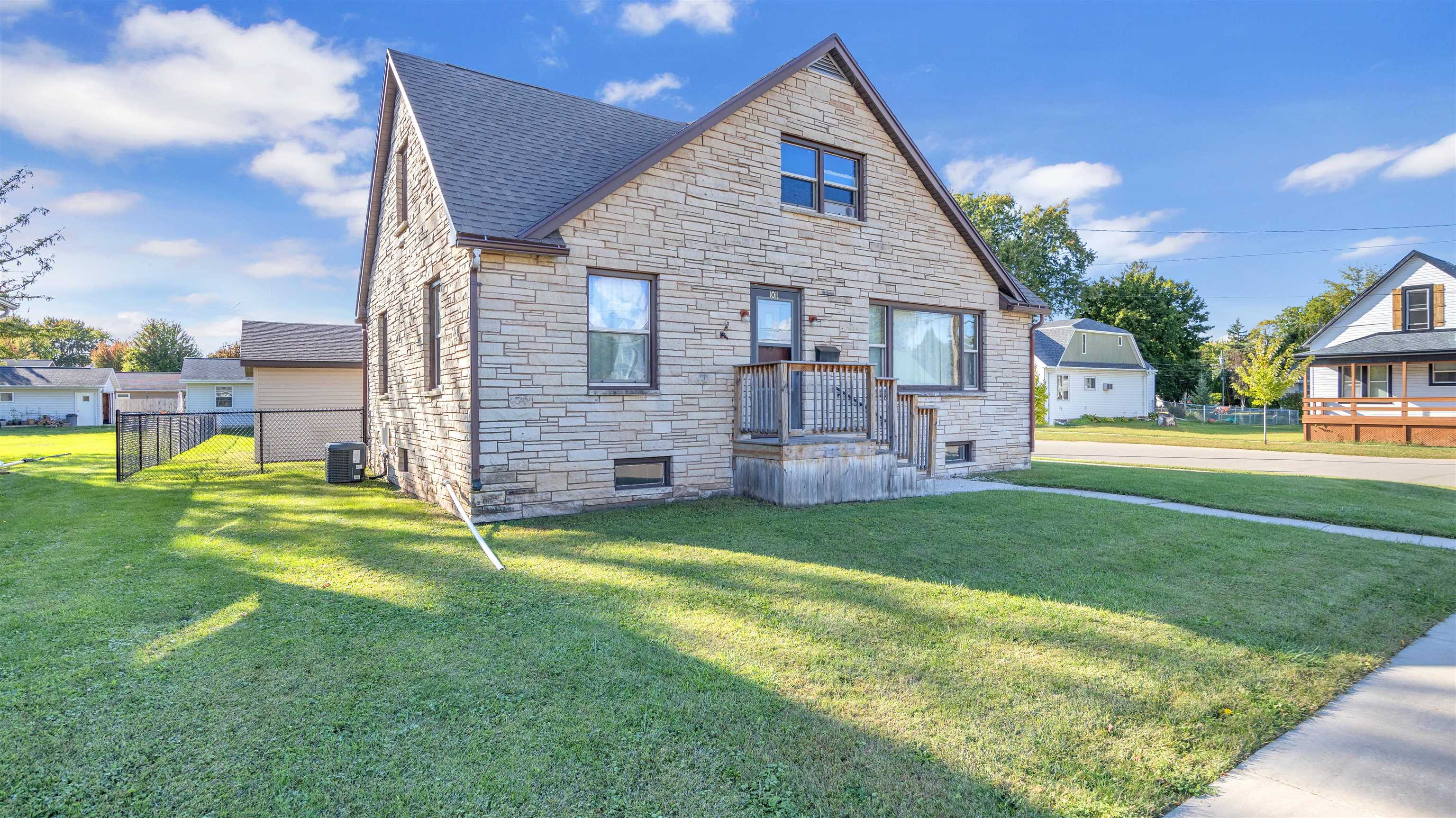 1011 BECHAUD Avenue North Fond Du Lac Wisconsin United States, for Sale, residential, Amy Teifke, Roberts Homes and Real Estate