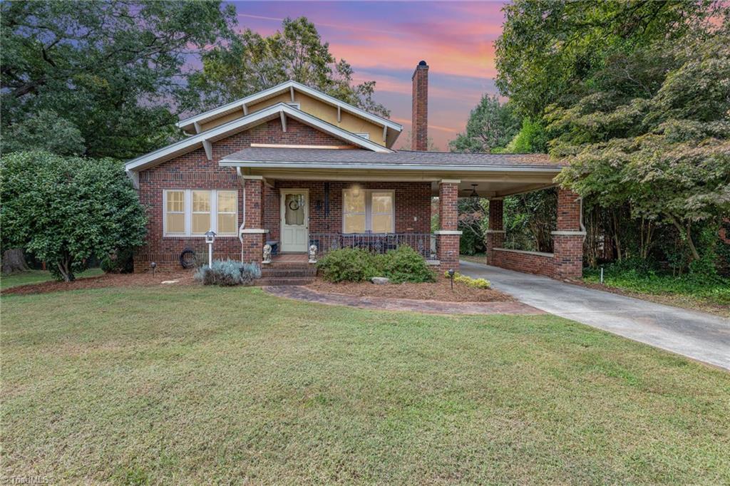 1107 New Garden Road Greensboro North Carolina United States, Sale Pending, residential,  , The Headley Group Realty