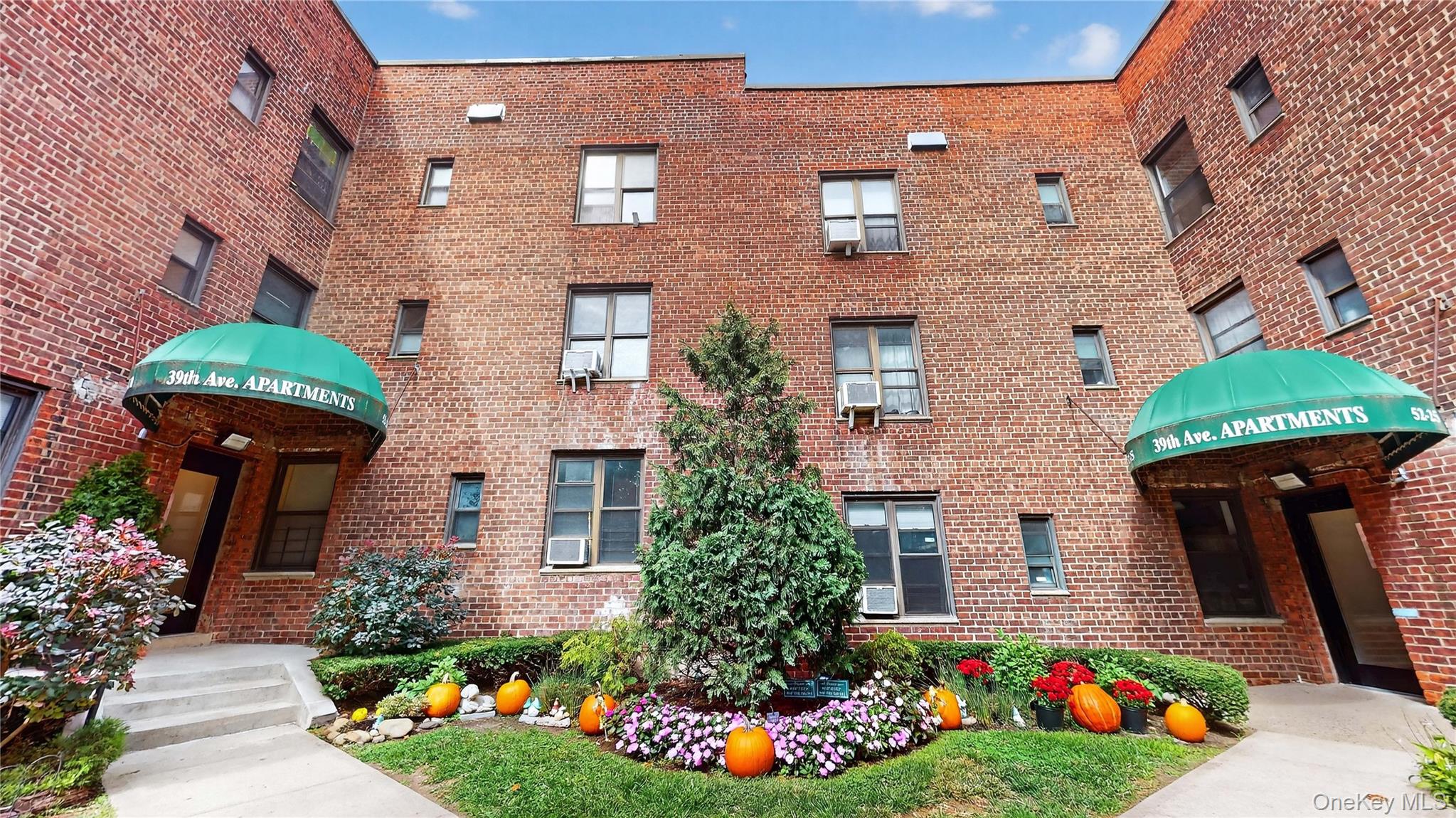 52-21 39th Road APT 2B Woodside New York United States, for Sale, residential,  , RealTegrity