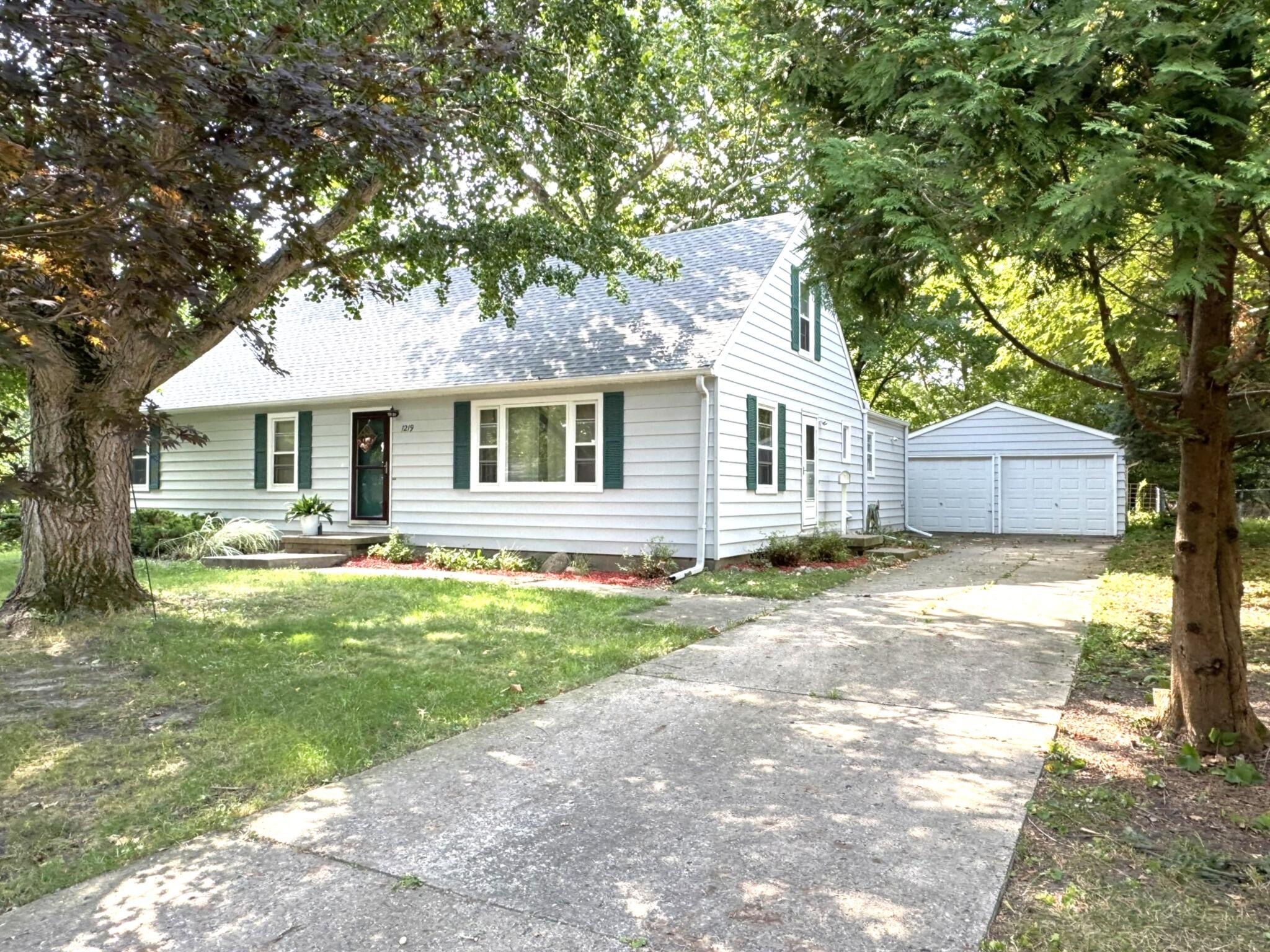 1219 Wisconsin Avenue Ames Iowa United States, for Sale, residential, Angie Shirk Tewes, Platinum Realty